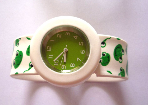 Ρολόγια χεριού Περικάρπιο πράσινο Frog τα παιδιά, η Slap σιλικόνης 3ATM με ακριβή χαλαζία κυκλοφορία